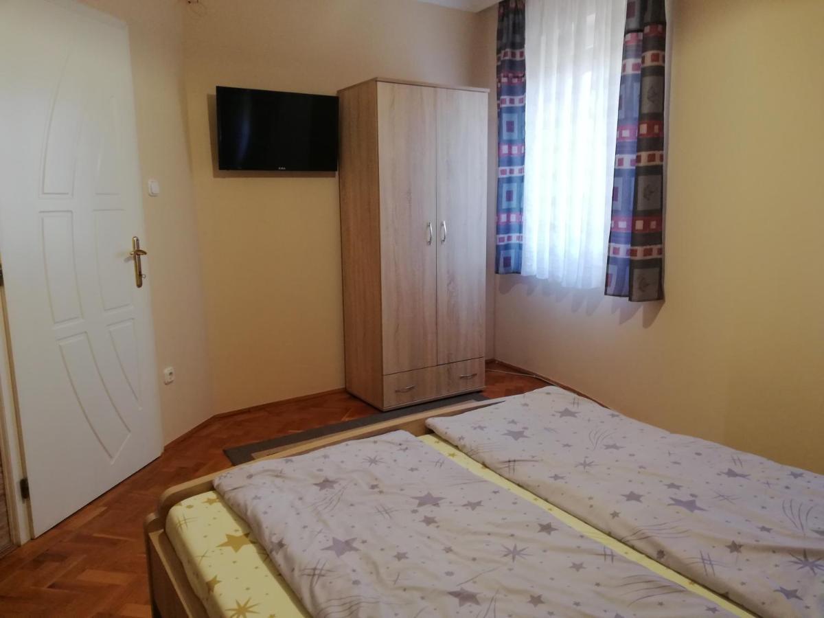 Imola Es Andrea Apartmanhaz Apartment Hajduszoboszlo Exterior photo